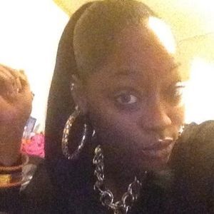 Meet your Posher, Qianna