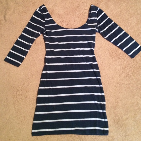 Fitted Charlotte Rouse Striped 3/4 Sleeve Dress