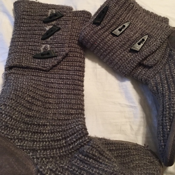 Bearpaw Knit Boots