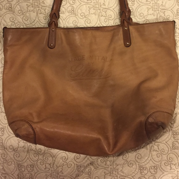 Gucci bag!! - Picture 2 of 4