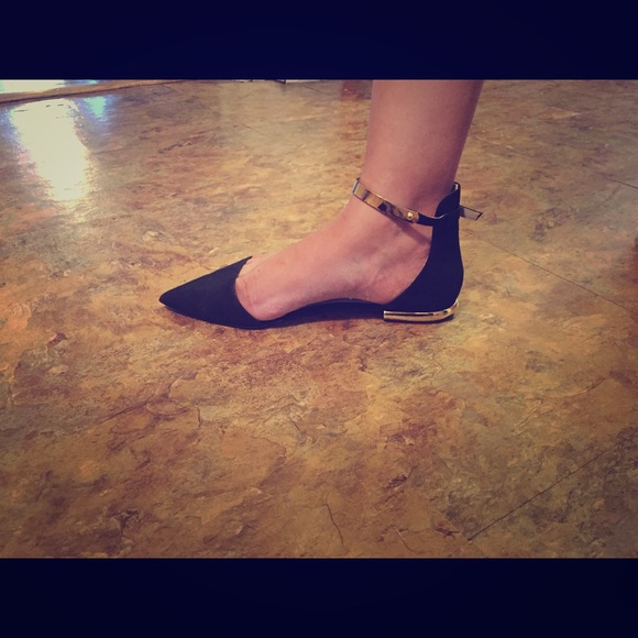 Zara  Flat Shoes size 10/41