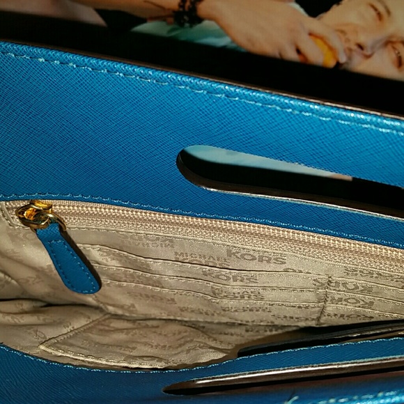 Michael kors envelope - Picture 3 of 3