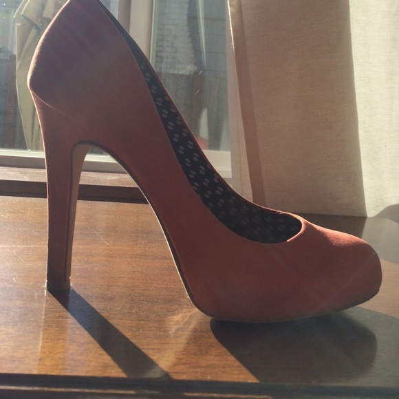Coral Heels