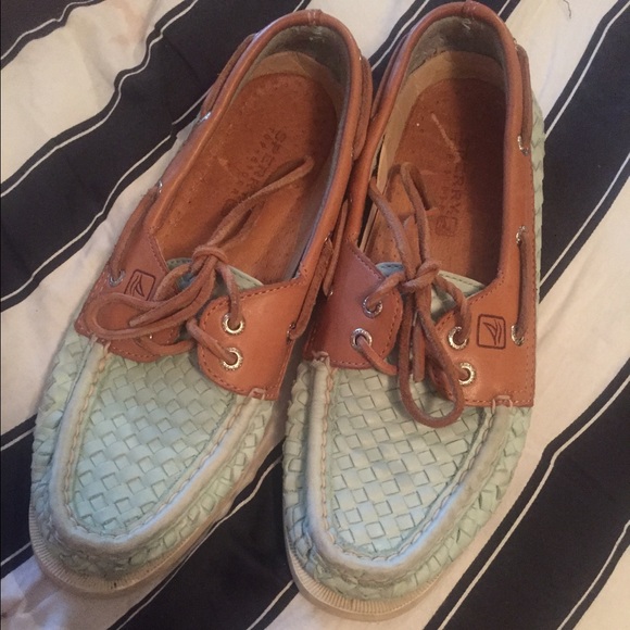 Mint woven Sperry loafers