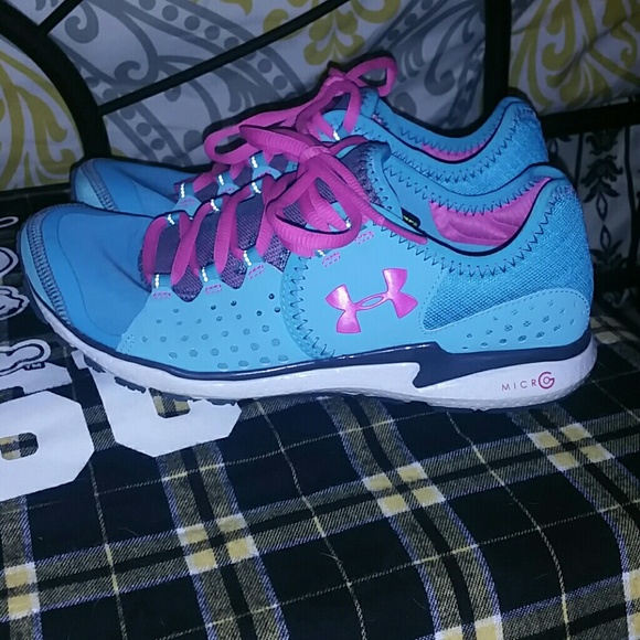 Under Armour Tennis Shoes