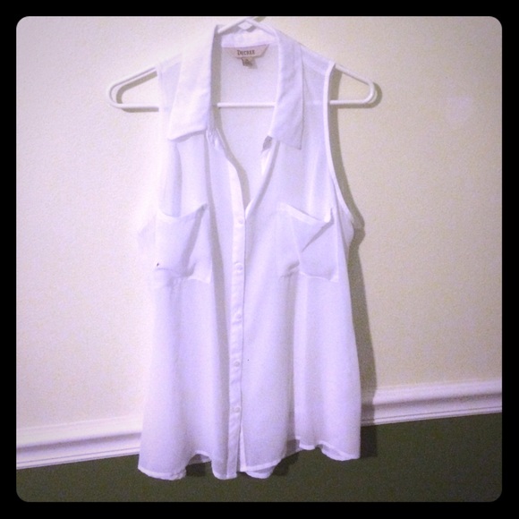 Decree white sheer sleeveless top