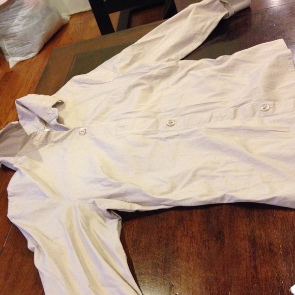 Shirt - Picture 3 of 4