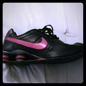Nike Shox pink and black