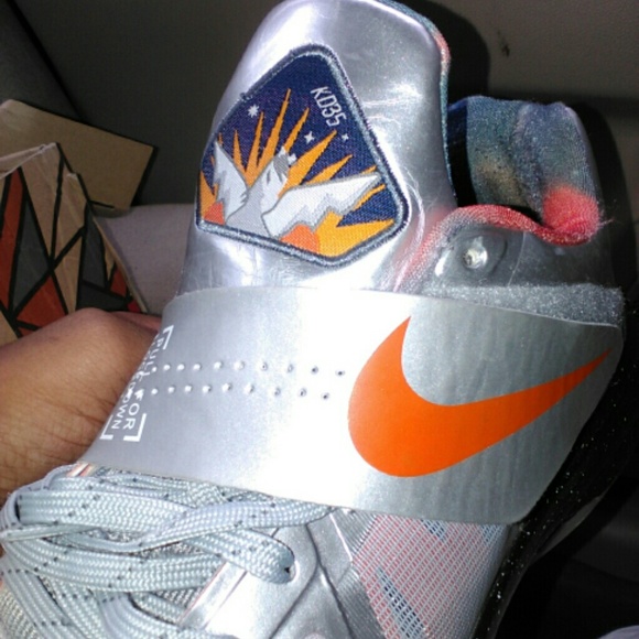 Exclusive galaxy KDs - Picture 3 of 4
