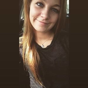 Meet your Posher, Devyn