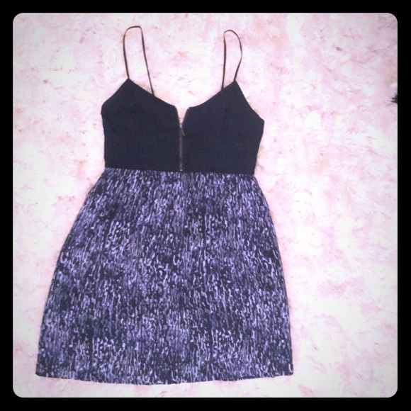 Blue mini with functional zipper!