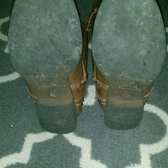 Rockstud boots - Picture 2 of 3