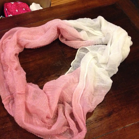 Scarf - Picture 3 of 4