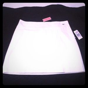 Vineyard Vines white seersucker skirt
