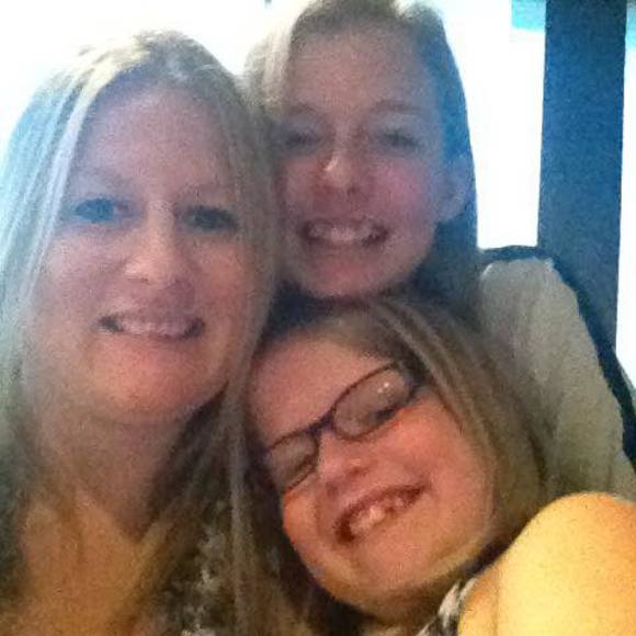 Meet your Posher, Vicki - Picture 1 of 1