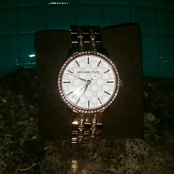 Michael Kors gold watch
