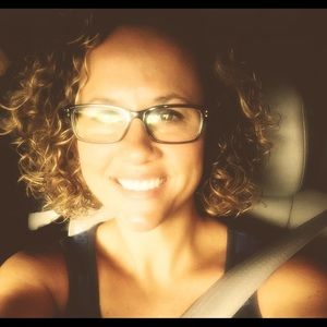 Meet your Posher, Janelle