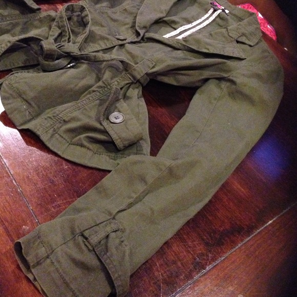 Jacket - Picture 2 of 4