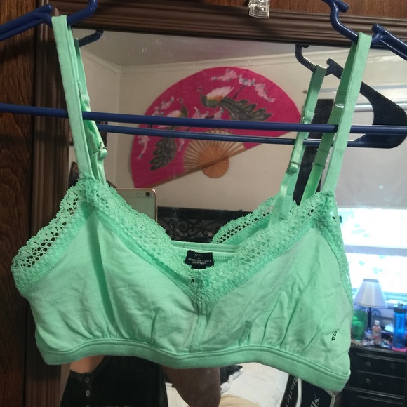 American Eagle bralette