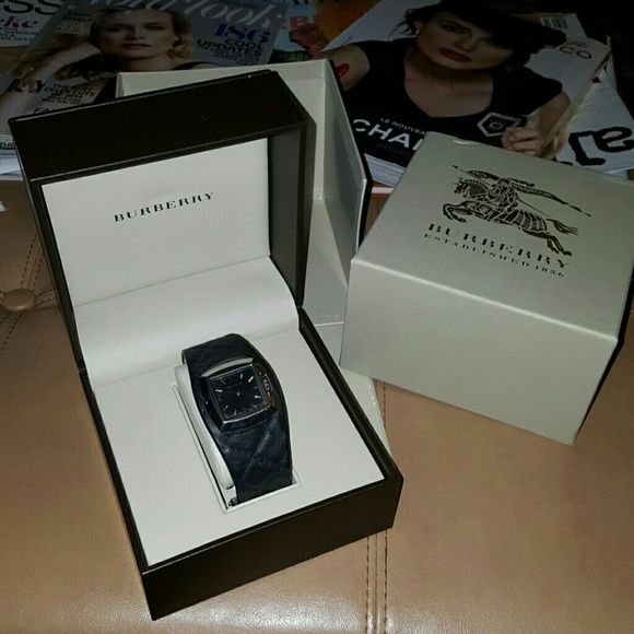 Authentic Burberry Watch "READ DESCRIPTION!" ! - Picture 1 of 5