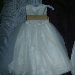 Flower girl dress