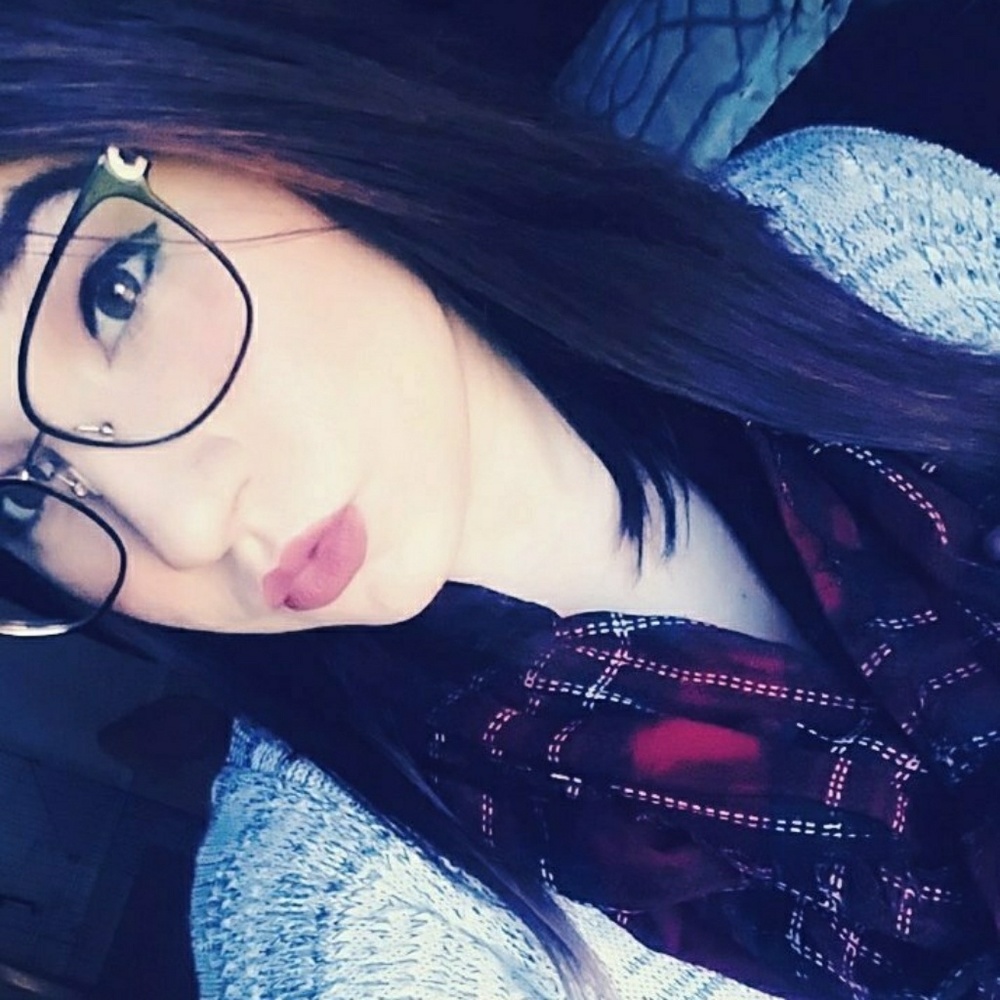 Meet your Posher, Tori