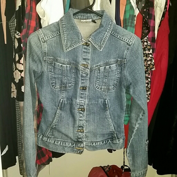 Vans Jackets & Blazers - Vans Jean Jacket, Size Small. Good Quality! ??