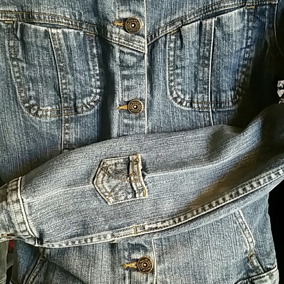 Vans Jean Jacket, Size Small. Good Quality! ?? - Picture 4 of 4