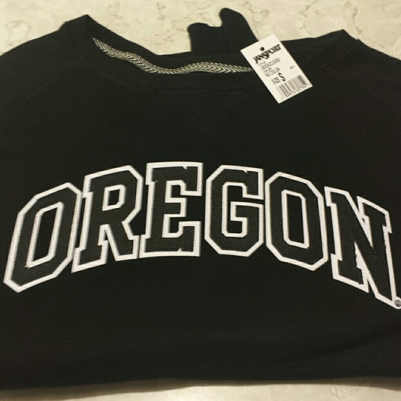 Oregon Long-Sleeved Crew Neck Sweatshirt