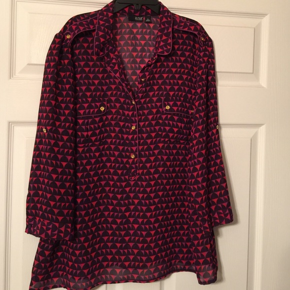 a.n.a Tops - Beautiful ladies blouse sz XL