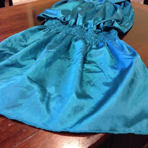 Top - Picture 2 of 4