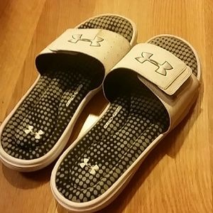 Under Armour sliders