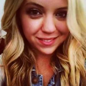 Meet your Posher, Cait