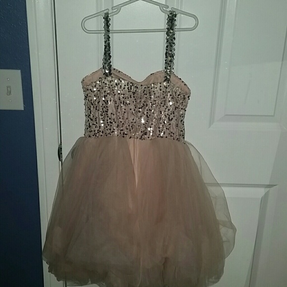 Light Pink Dress with Added Sequin Straps. - Picture 3 of 4
