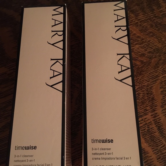 Mary Kay - 3 in 1 cleanser
