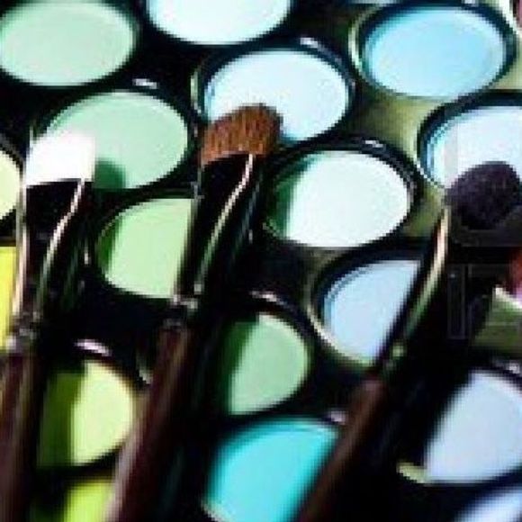 Meet your Posher, Manoucheka