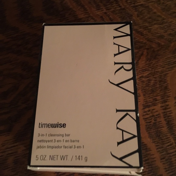 Mary Kay - Time Wise 3 in 1 cleansing bar