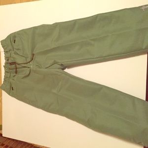Green ski pants!