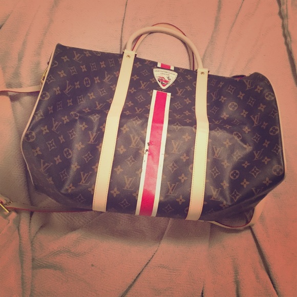 Luggage tote