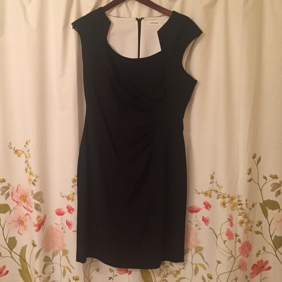 Calvin Klein Dress with detail on waist