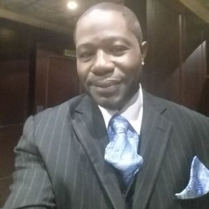 Meet your Posher, Johnnie