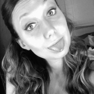 Meet your Posher, Janee