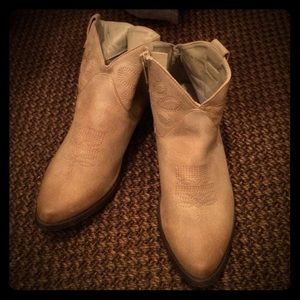 Forever 21 cowboy booties