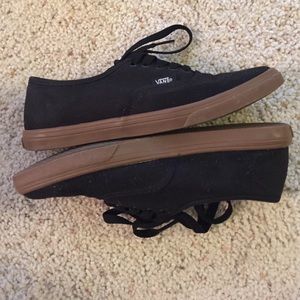 Van Authentic Lo Pro Shoes