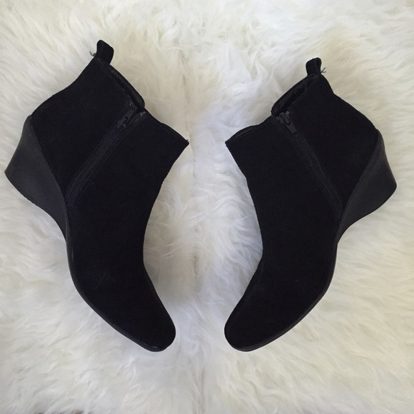 Bass Shoes - Bass | wedged booties