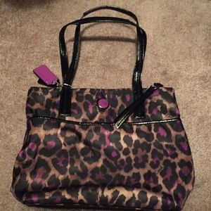 Coach cheetah print shoulder bag!