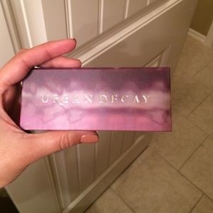 Bundle Urban Obsessions Palette & Stila Palette