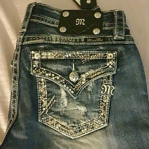 BRAND NEW!! MISS ME JEANS