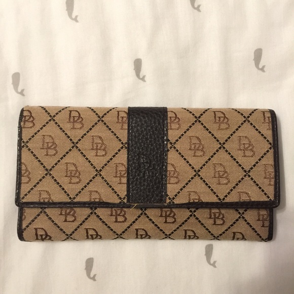 Dooney & bourke  Wallet with check book cover