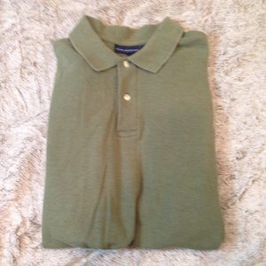 Mens pullover, short sleeve, button collar shirt